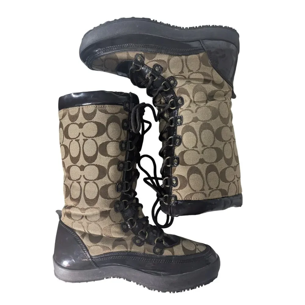 COACH! BROWN MONOGRAM & PATENT LEATHER INSULATED LACE UP WINTER BOOTS! SZ 6.5M